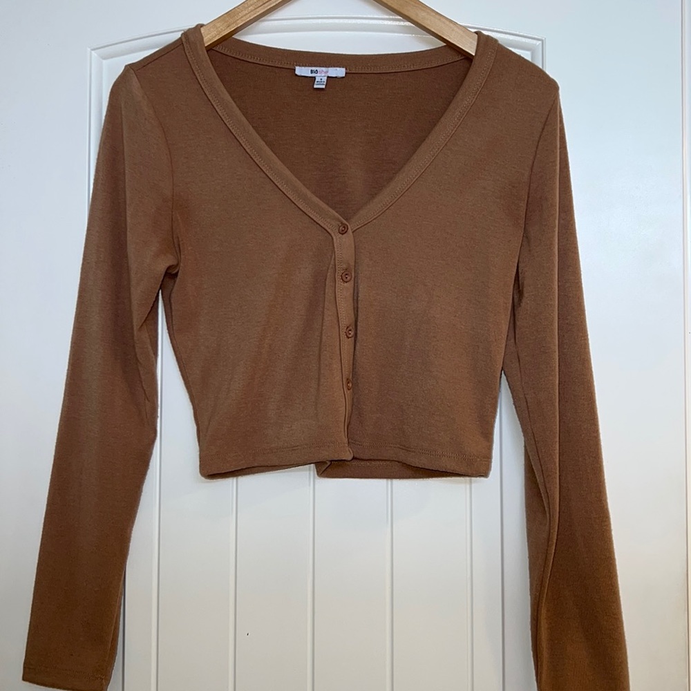 Women’s size small top